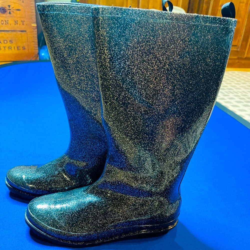 Black Sparkly Wellies - Size 6 - Excellent Condition